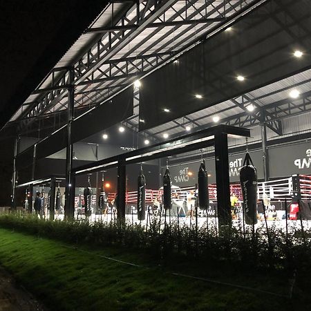 The Camp Muay Thai Resort And Academy Чиангмай Екстериор снимка